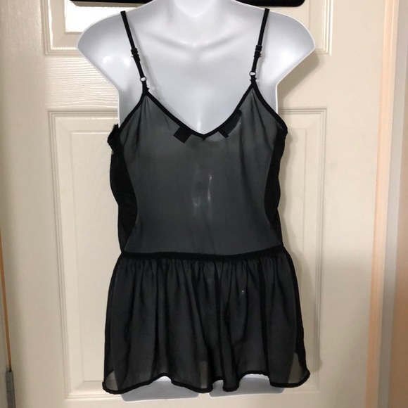 Blank tank with gold thread detail - Picture 4 of 4